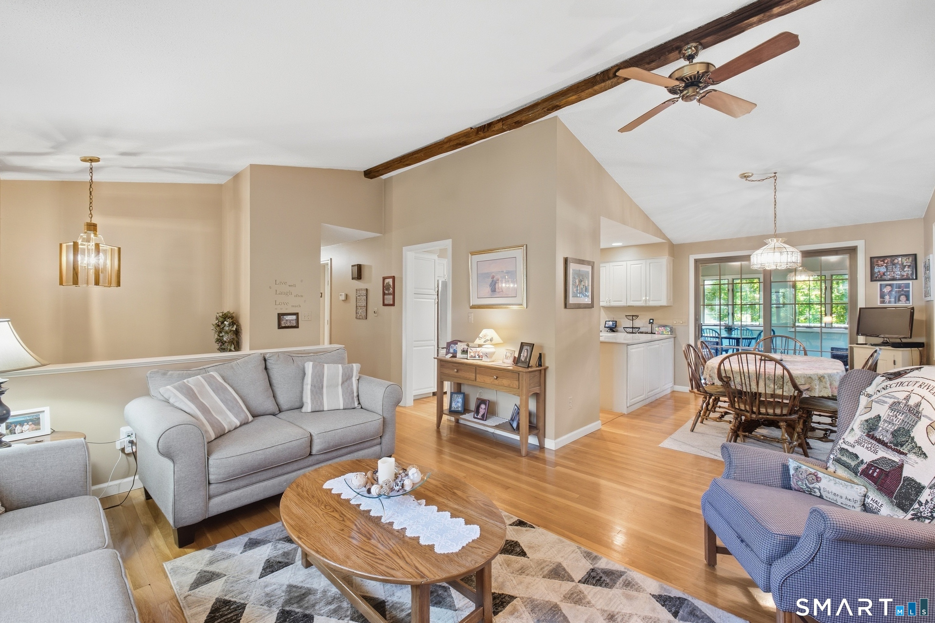 19 Crestwood Drive East Hampton CT 06424