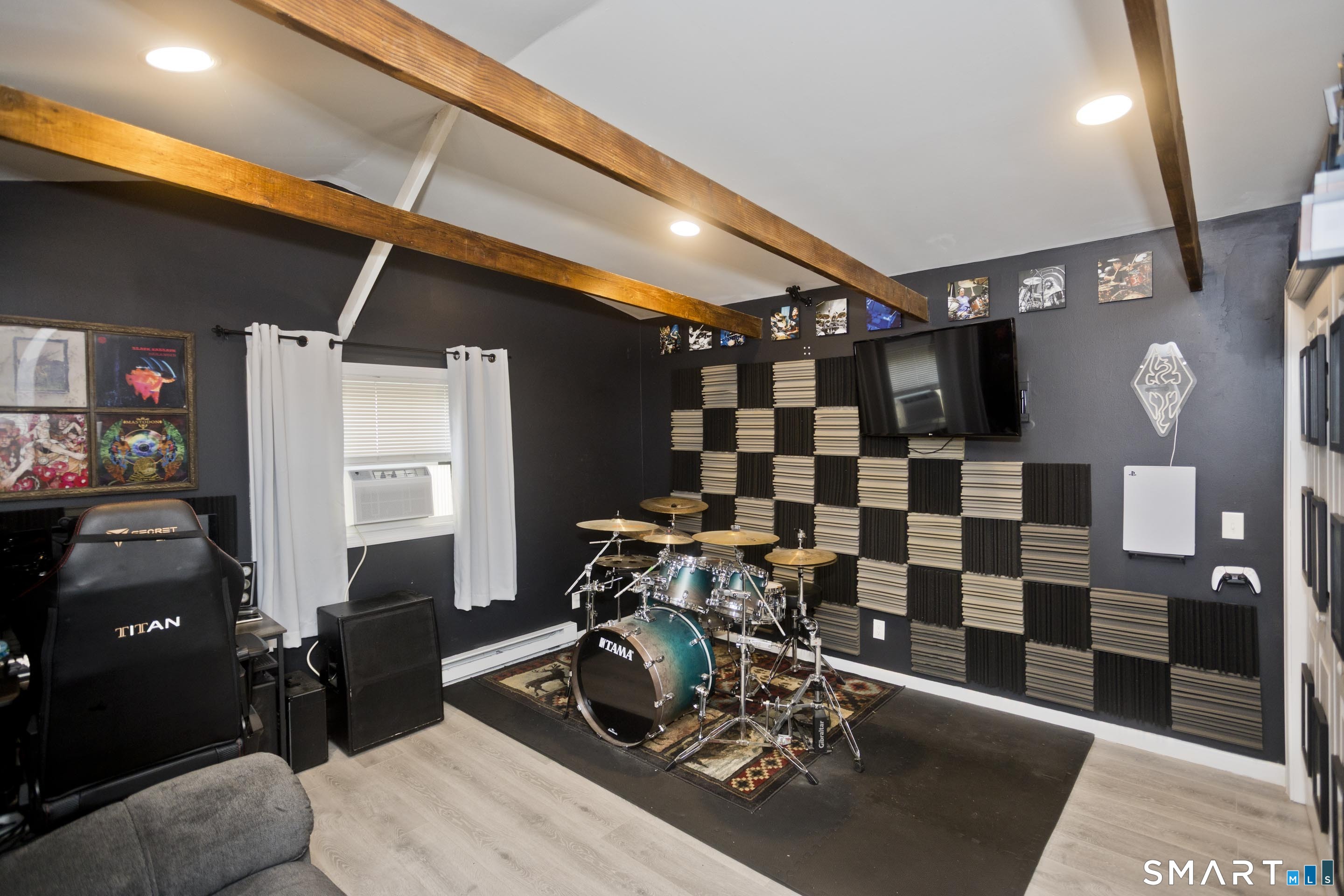 87 Jackson Road Enfield CT 06082