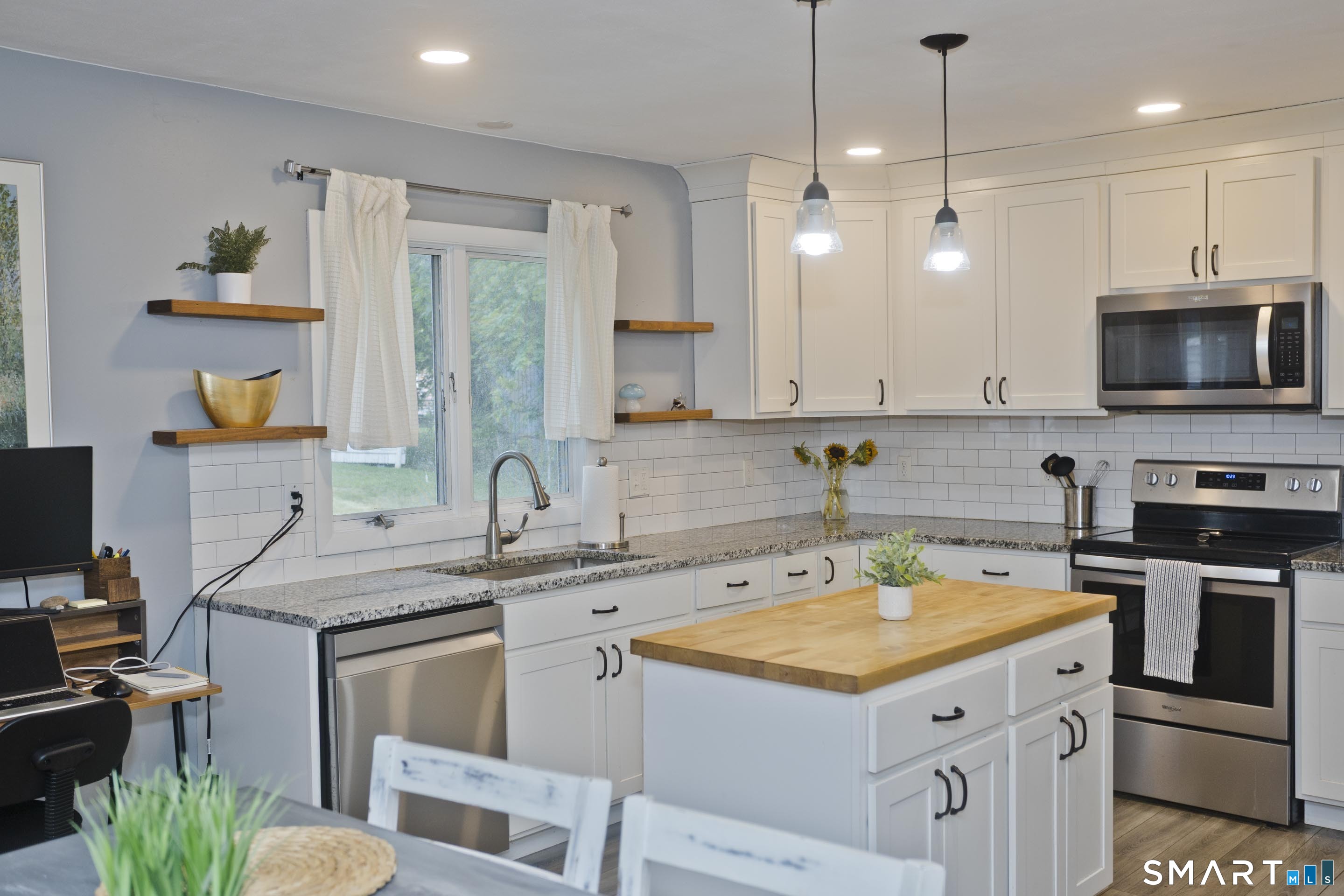 87 Jackson Road Enfield CT 06082