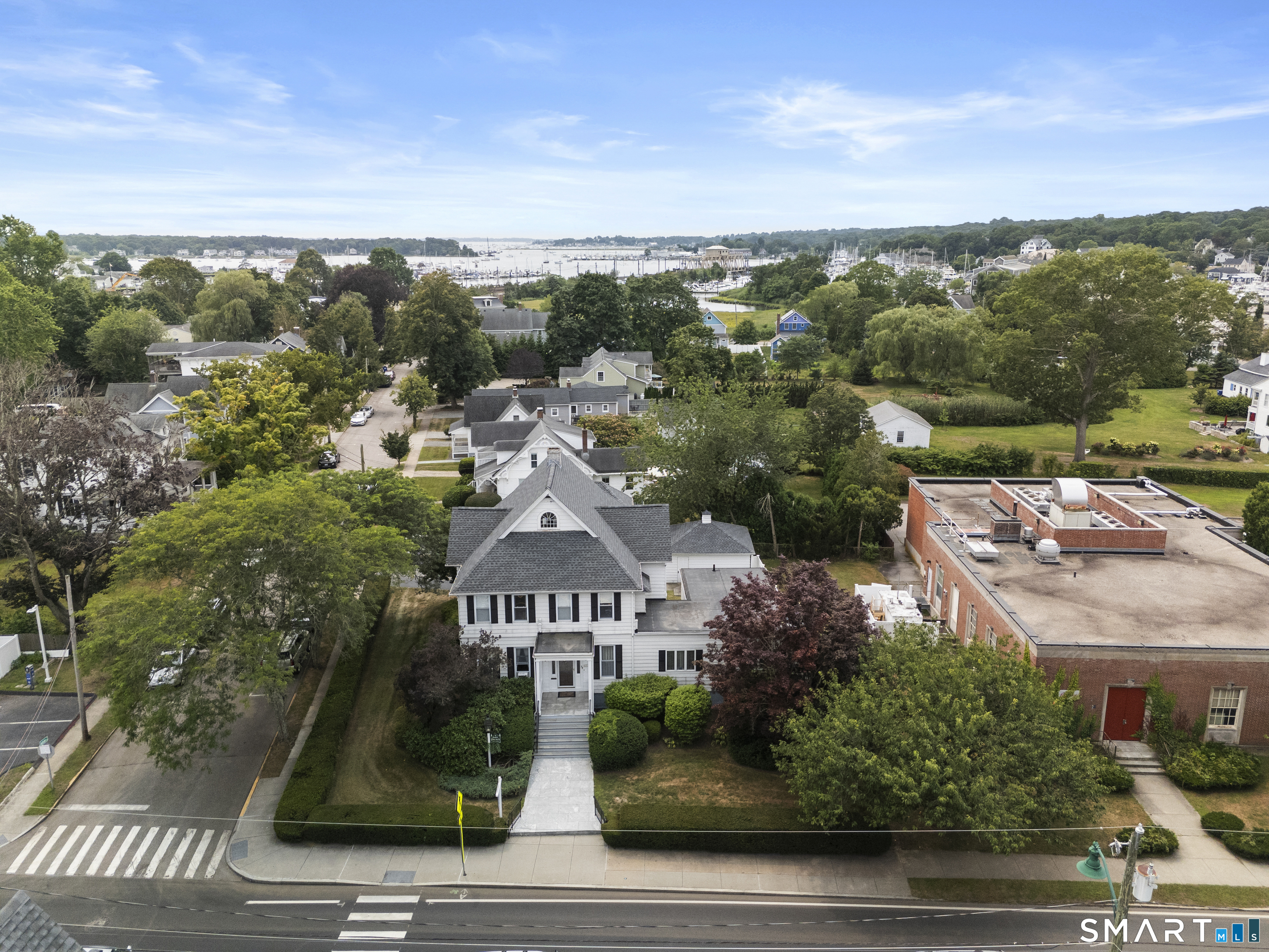 32 East Main Street Stonington CT 06355