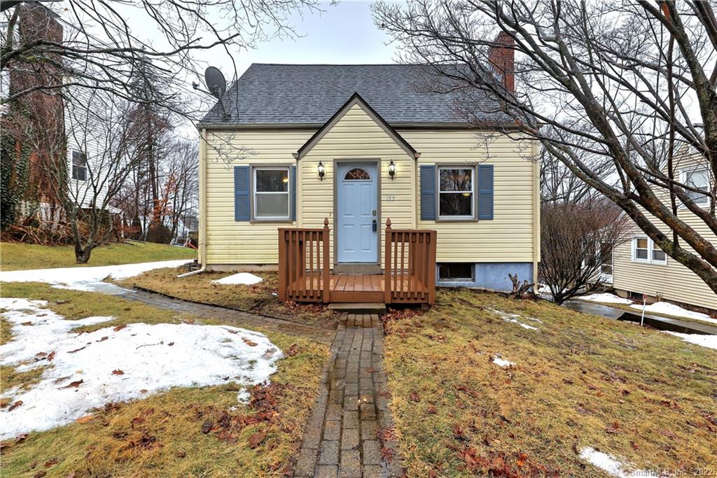 133 Columbus Avenue Meriden CT 06451