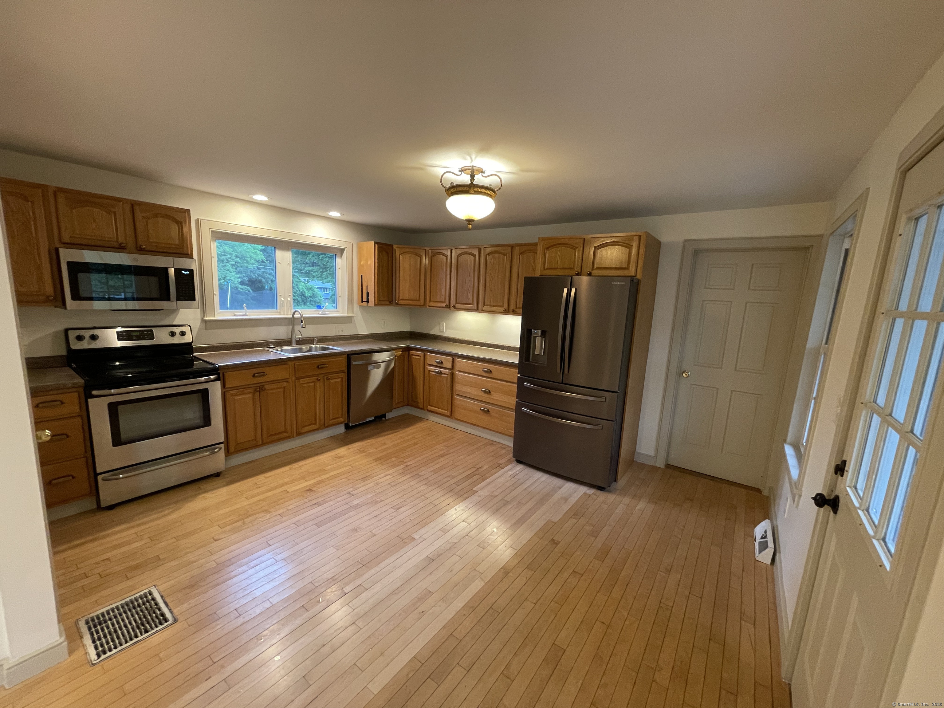 56 North Maple Street Enfield CT 06082