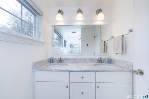 51 Neck Road Madison CT 06443