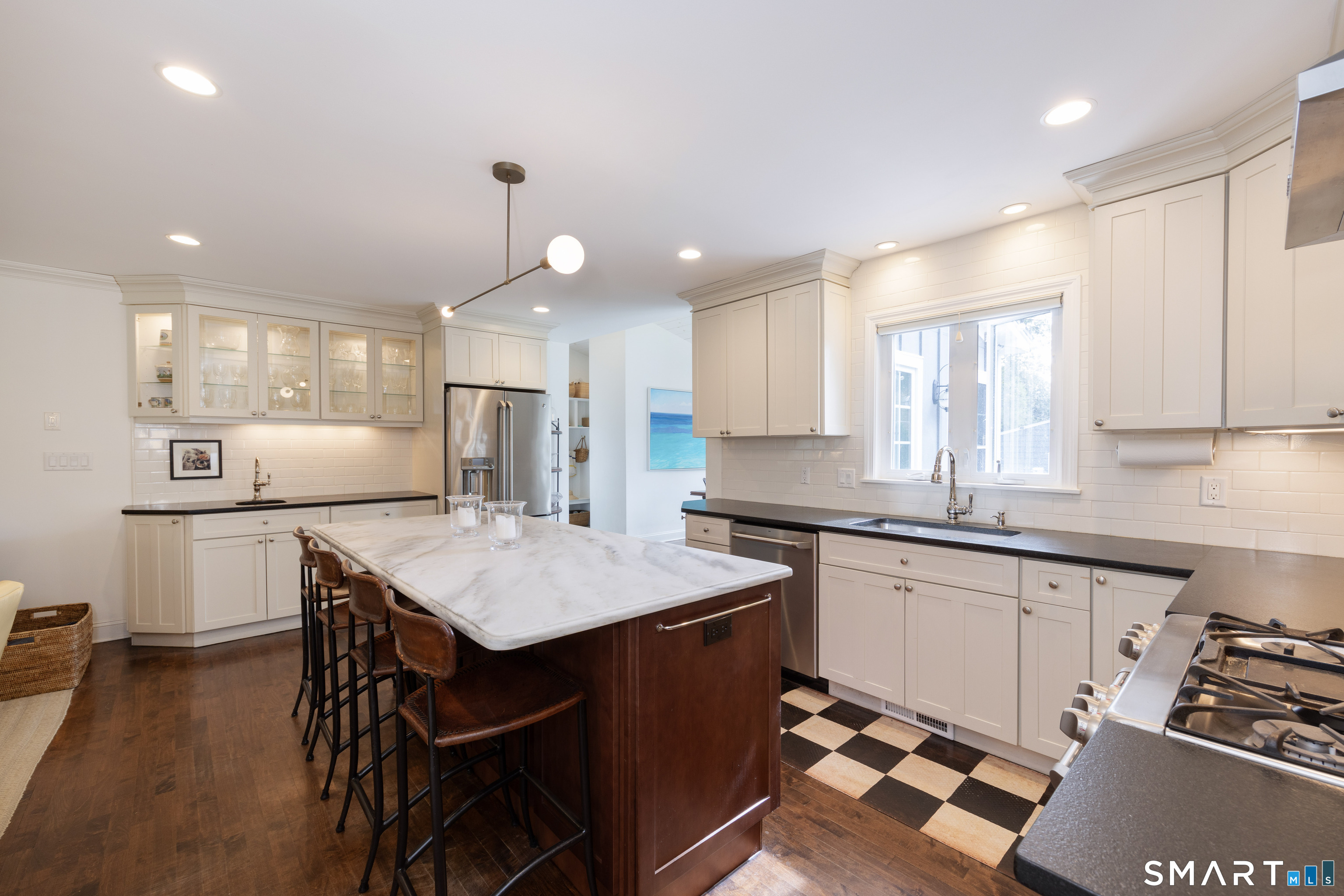 51 Neck Road Madison CT 06443