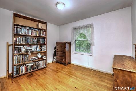 92 Melbourne Court Naugatuck CT 06770