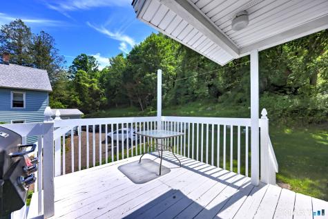 92 Melbourne Court Naugatuck CT 06770