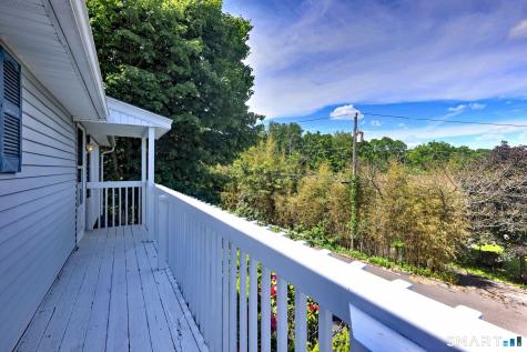 92 Melbourne Court Naugatuck CT 06770