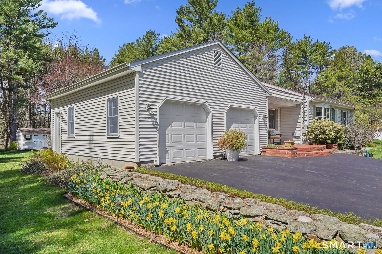 161 Burlingame Road Killingly CT 06239