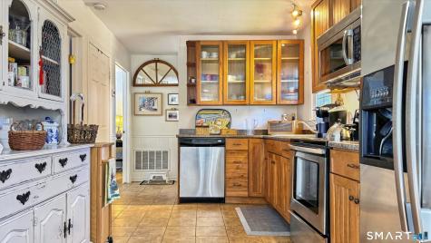 8 Kenn Road Old Saybrook CT 06475
