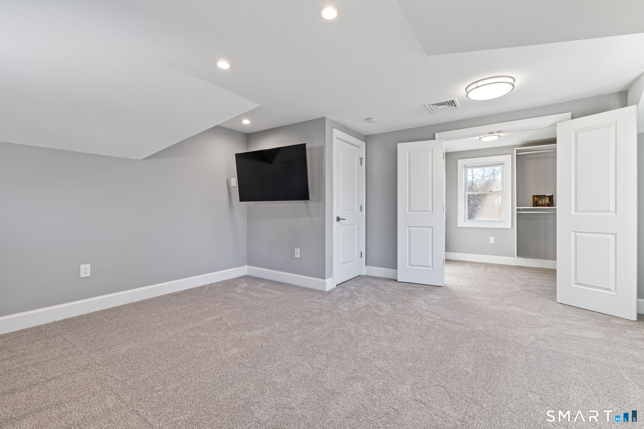 247 Chester Street East Hartford CT 06108