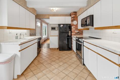 25 Morris Causeway New Haven CT 06512
