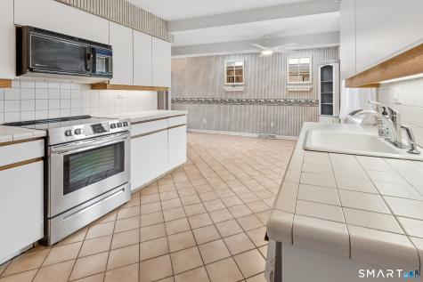 25 Morris Causeway New Haven CT 06512