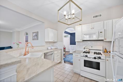 44 Cricket Lane Fairfield CT 06825