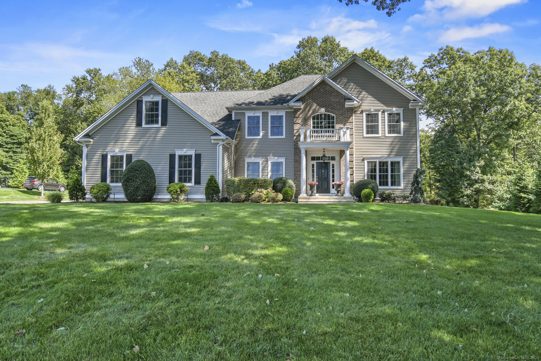 40 Sterling Ridge Court Cheshire CT 06410