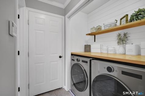 5 Tuckers Run Ledyard CT 06339