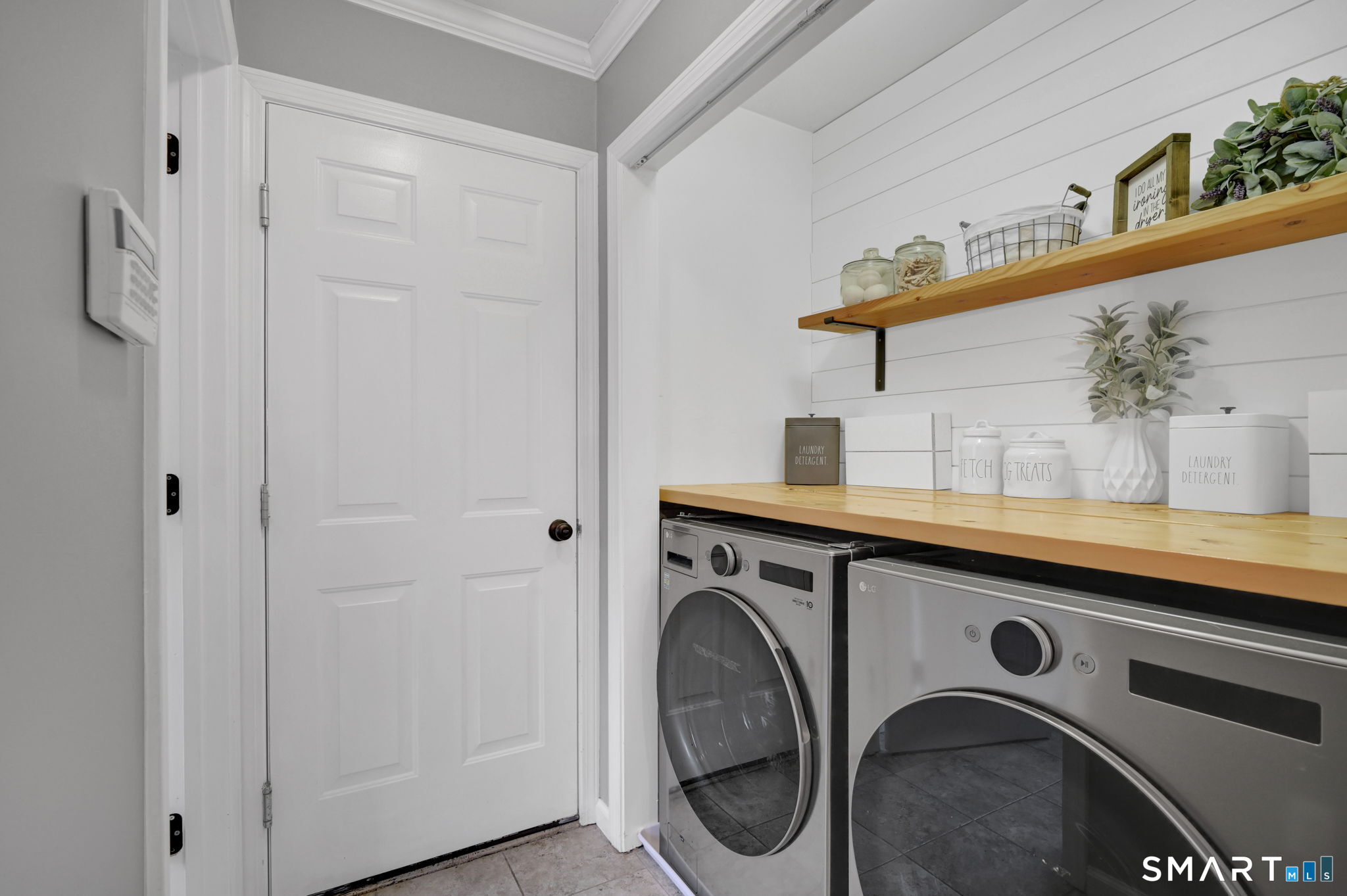 5 Tuckers Run Ledyard CT 06339