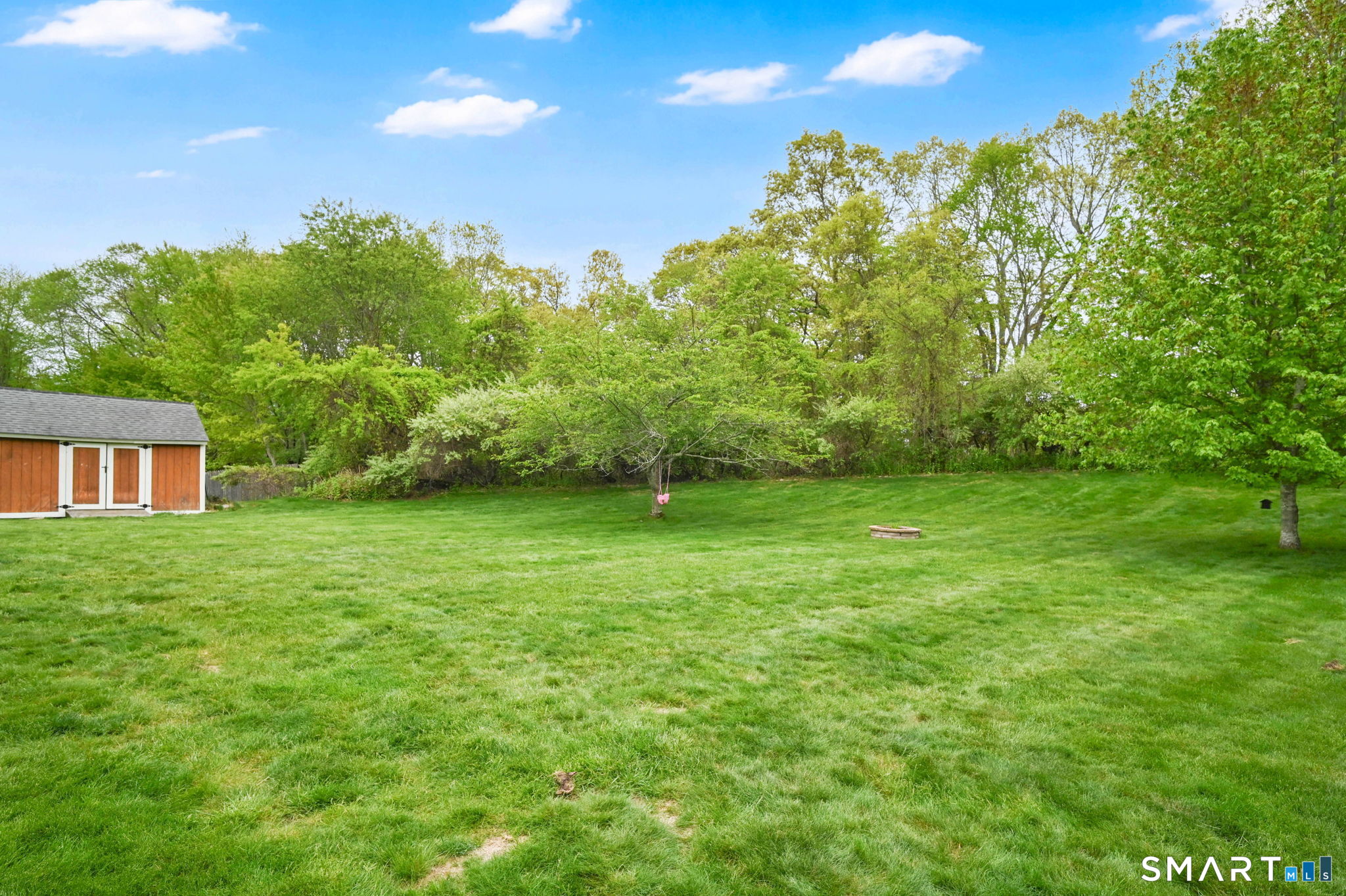 5 Tuckers Run Ledyard CT 06339