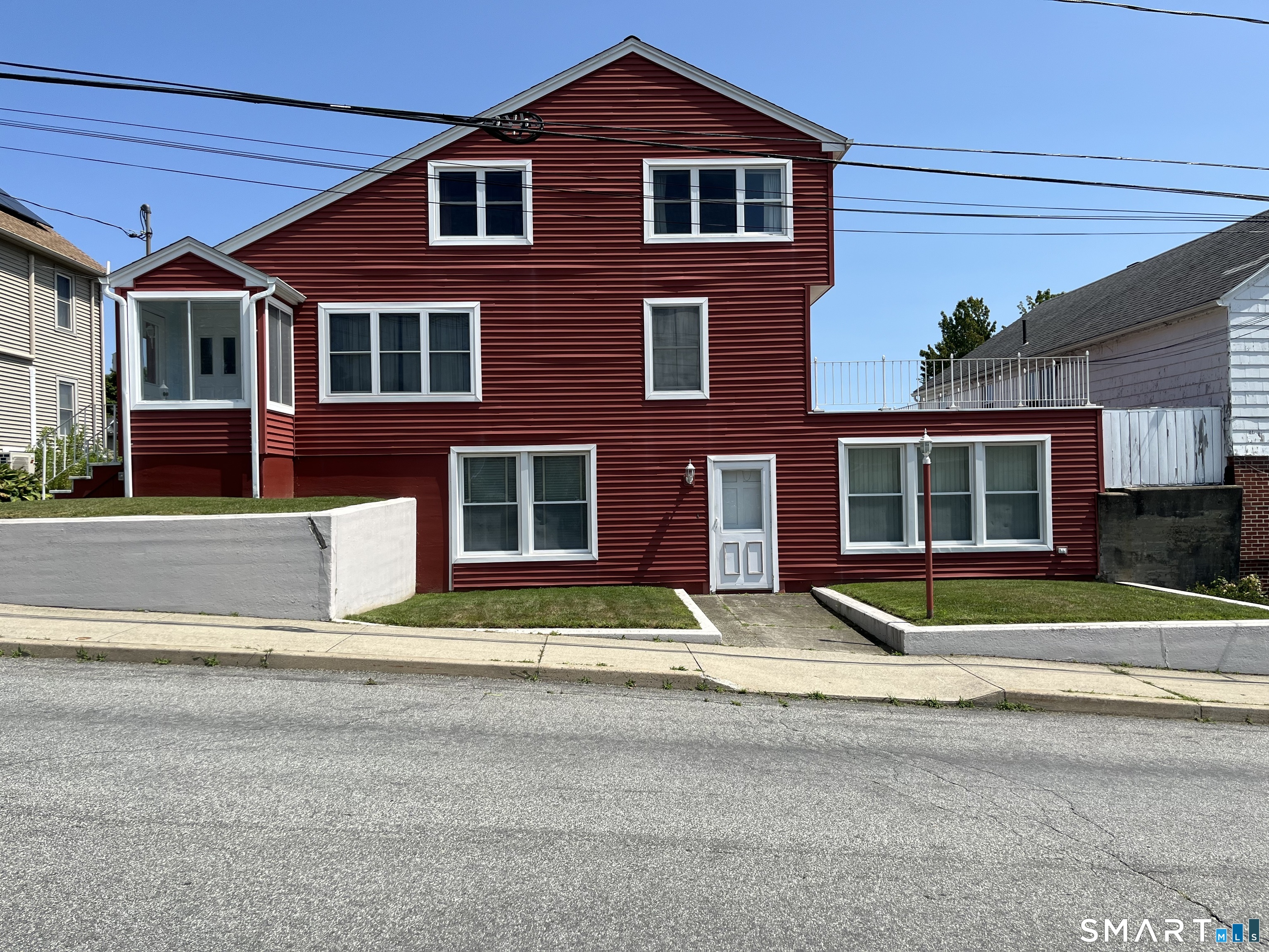 37 Van Den Noort Street Putnam CT 06260