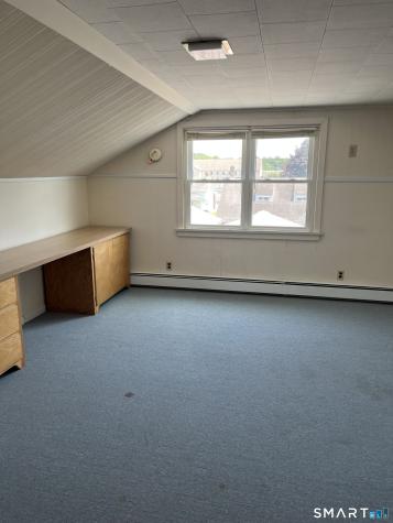 37 Van Den Noort Street Putnam CT 06260