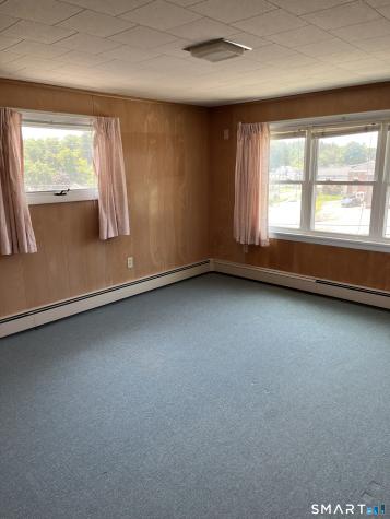 37 Van Den Noort Street Putnam CT 06260
