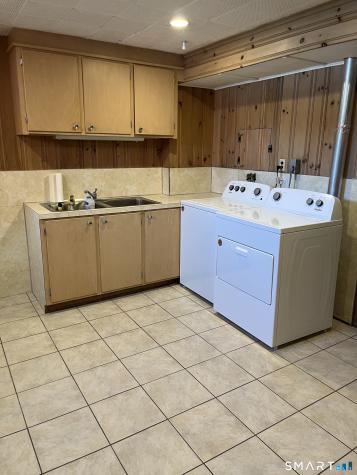 37 Van Den Noort Street Putnam CT 06260
