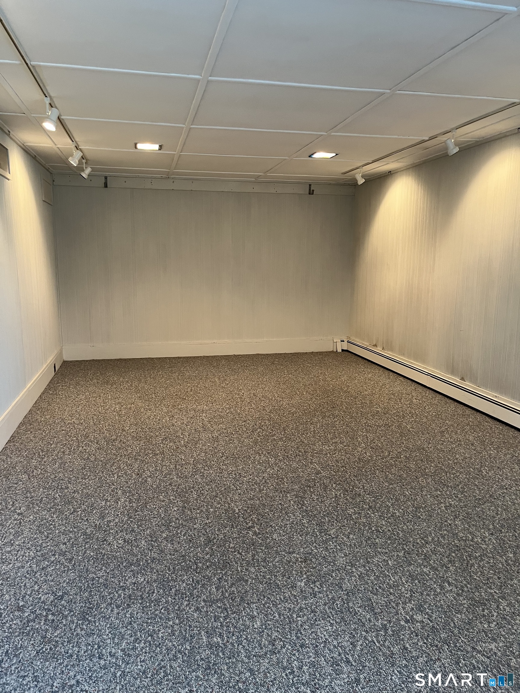 37 Van Den Noort Street Putnam CT 06260