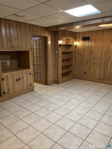 37 Van Den Noort Street Putnam CT 06260