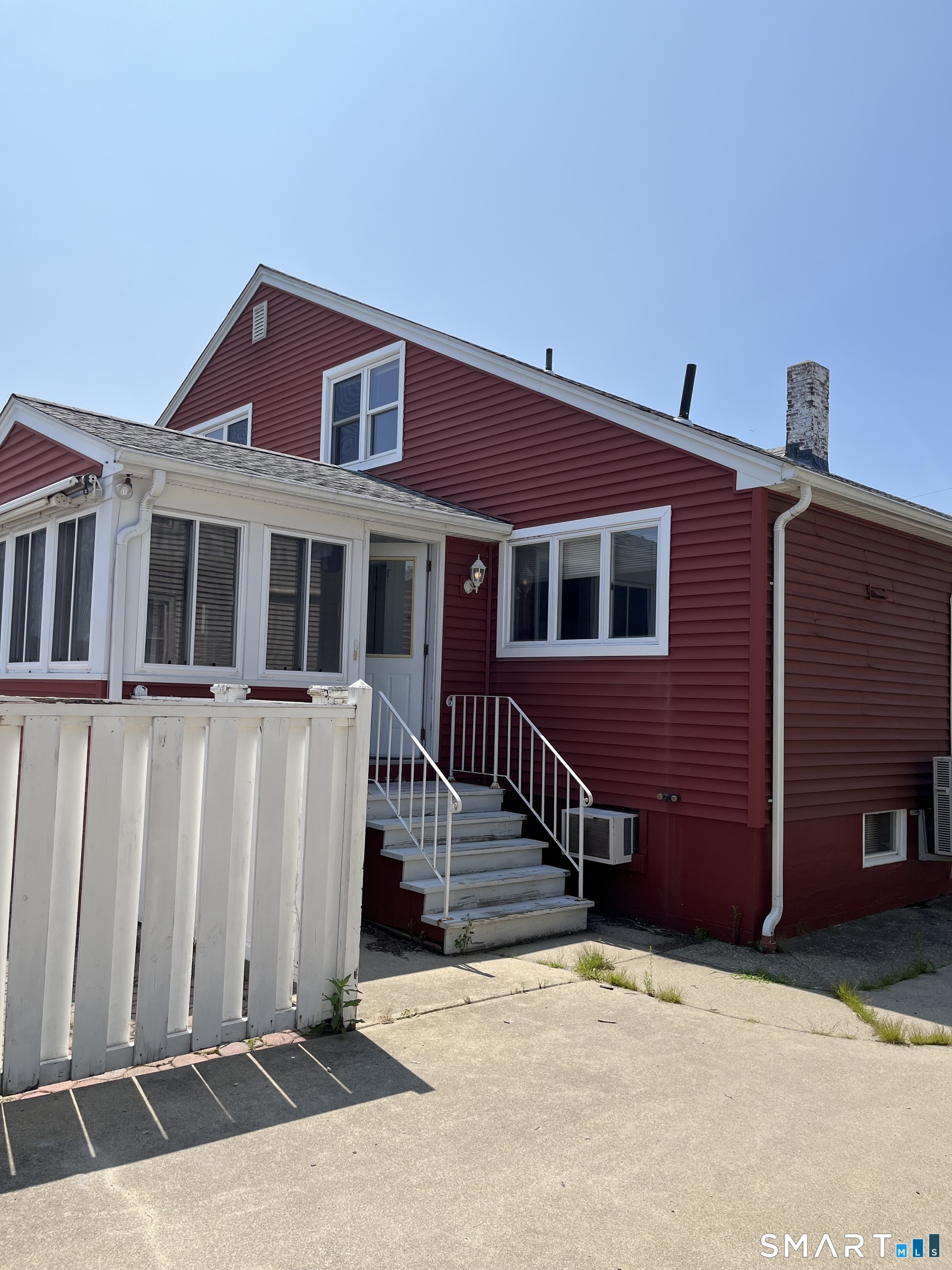 37 Van Den Noort Street Putnam CT 06260