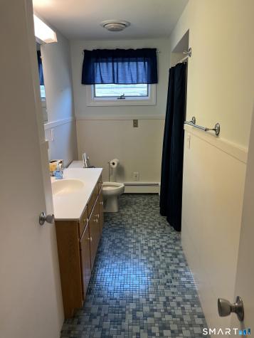 37 Van Den Noort Street Putnam CT 06260