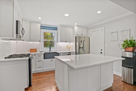 1 Bari Drive Newtown CT 06470