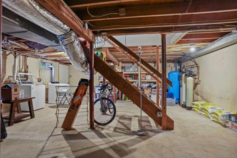 1 Bari Drive Newtown CT 06470