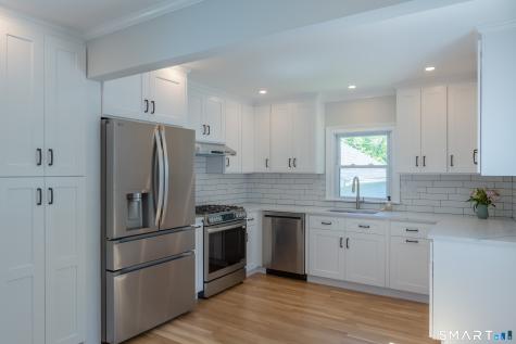 21 Bertrose Avenue Milford CT 06460
