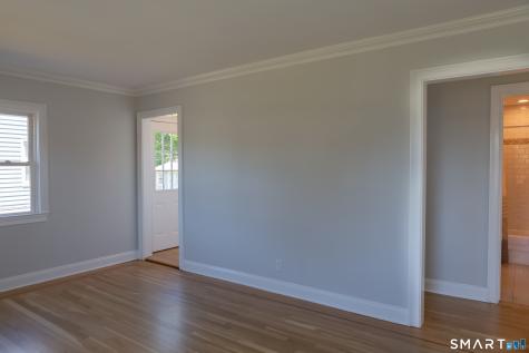 21 Bertrose Avenue Milford CT 06460