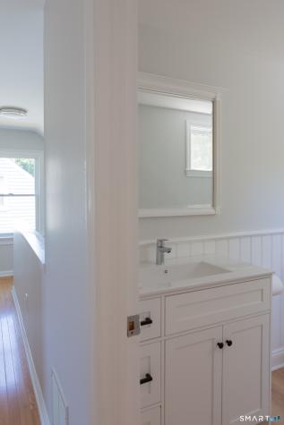 21 Bertrose Avenue Milford CT 06460