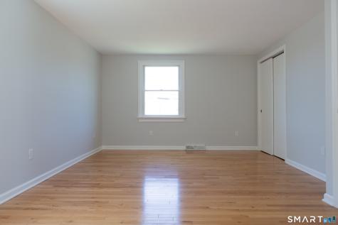 21 Bertrose Avenue Milford CT 06460