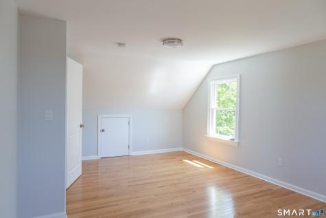 21 Bertrose Avenue Milford CT 06460