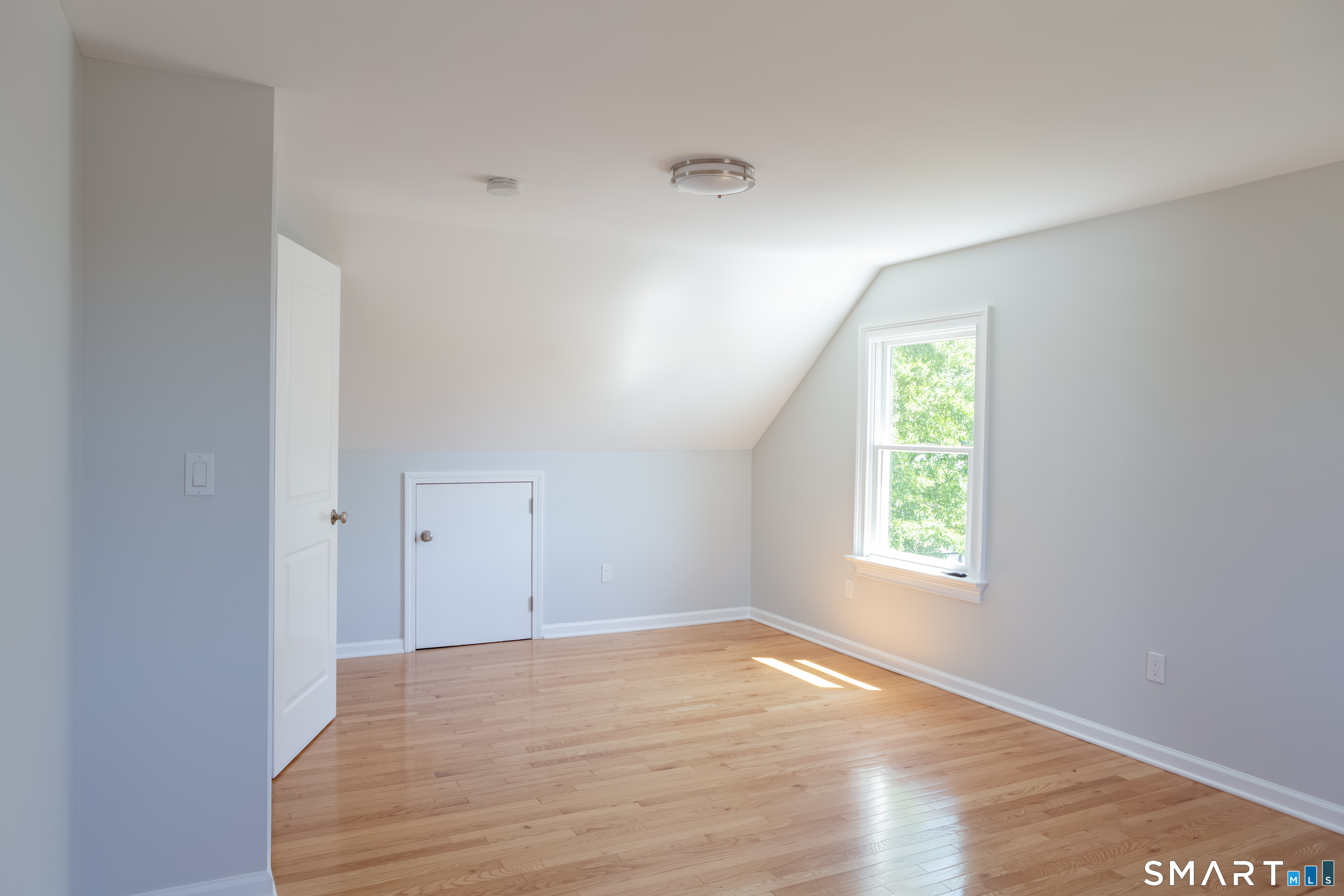 21 Bertrose Avenue Milford CT 06460