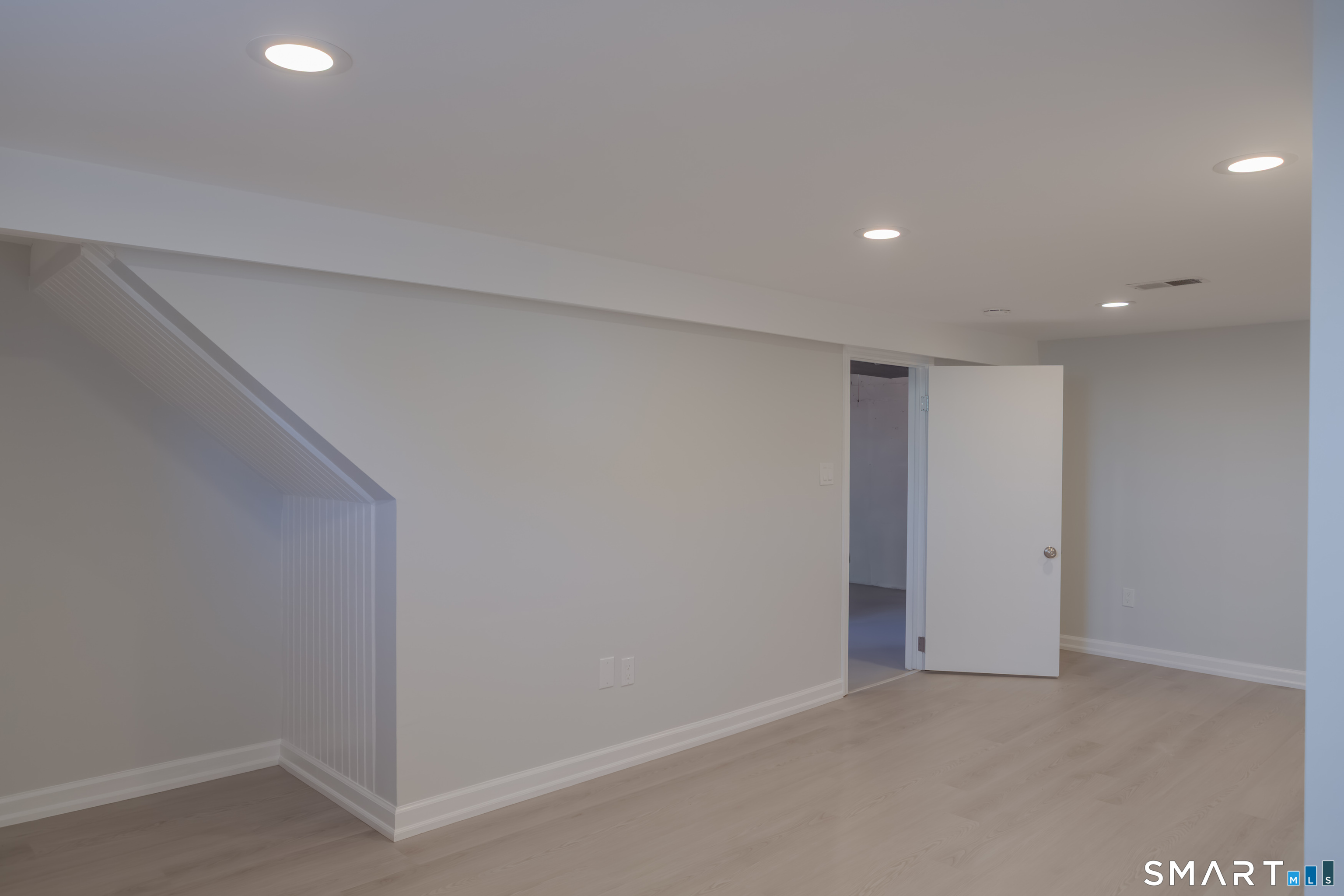 21 Bertrose Avenue Milford CT 06460