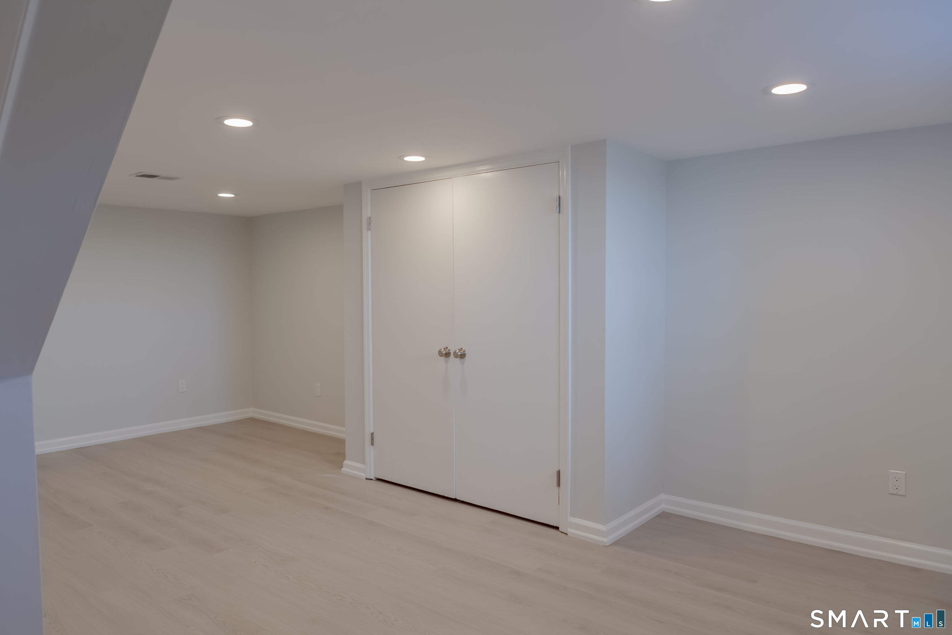 21 Bertrose Avenue Milford CT 06460