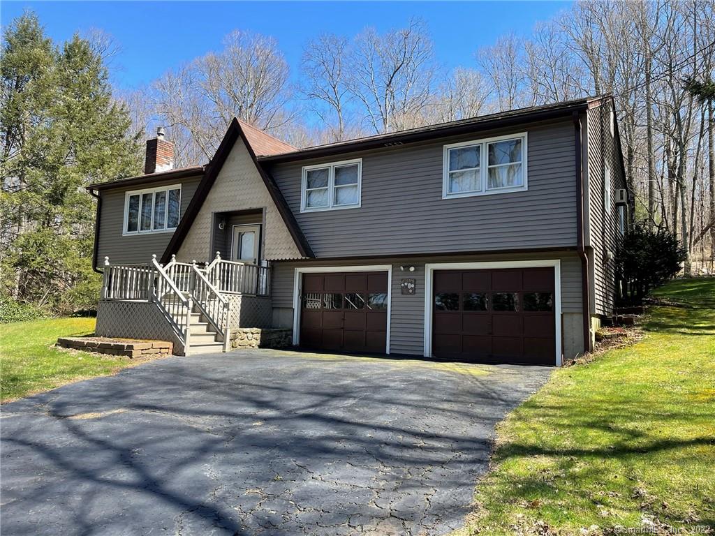 33 Dutton Road Oxford CT 06478