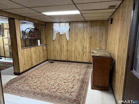 109 Red Robin Road Naugatuck CT 06770