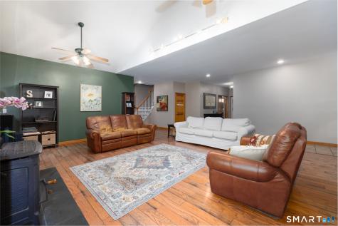 41 Wilson Drive Oxford CT 06478