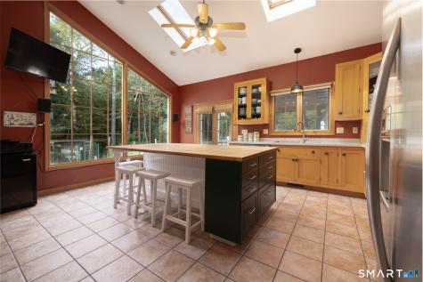 41 Wilson Drive Oxford CT 06478