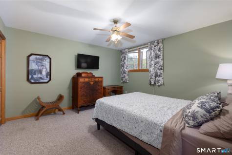 41 Wilson Drive Oxford CT 06478