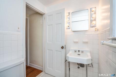 54 Flagg Road West Hartford CT 06117
