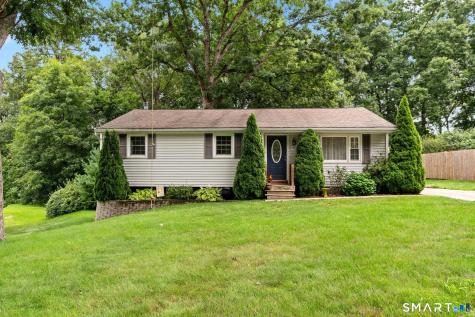 51 Midland Drive Colchester CT 06415