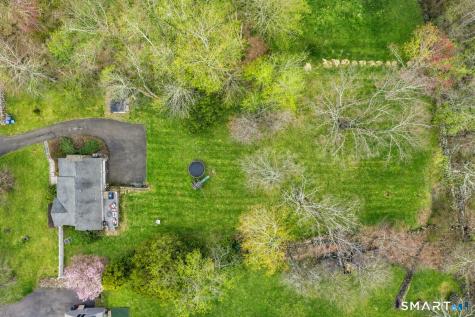 5 Iris Lane Redding CT 06896
