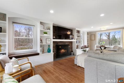 5 Iris Lane Redding CT 06896