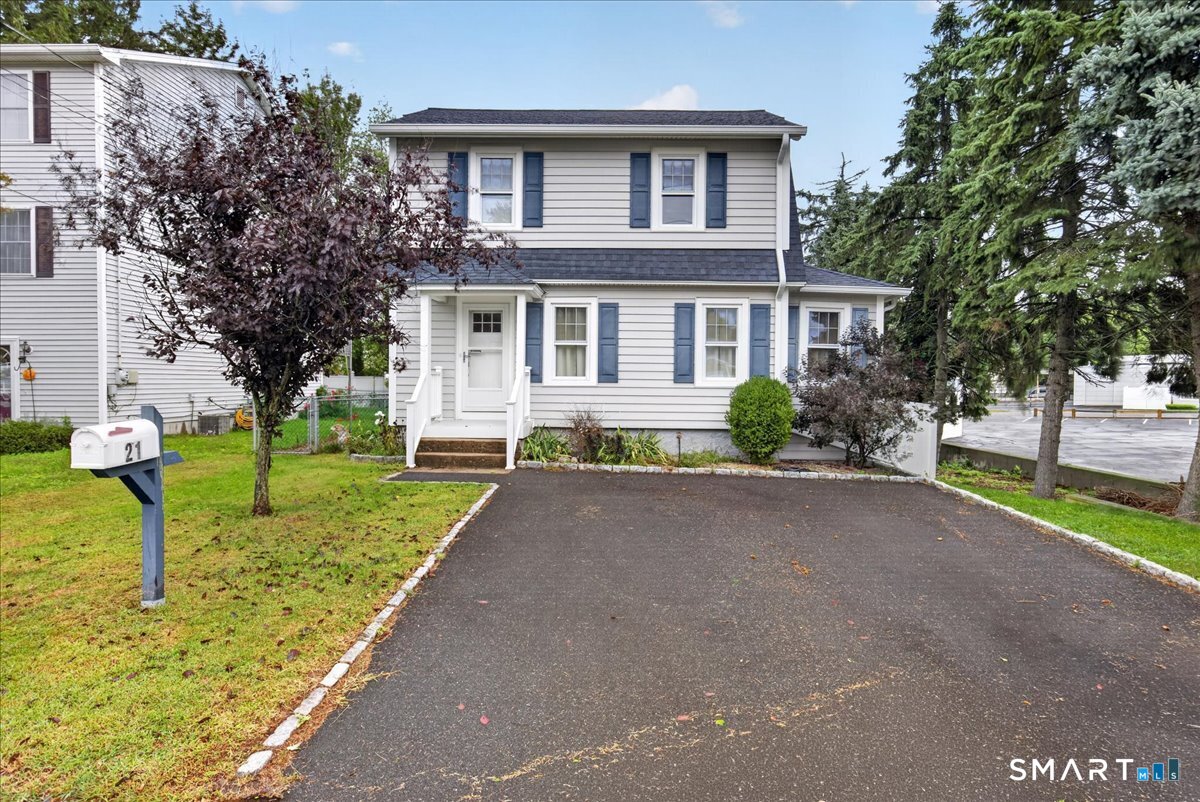 21 Hobson Avenue Milford CT 06460