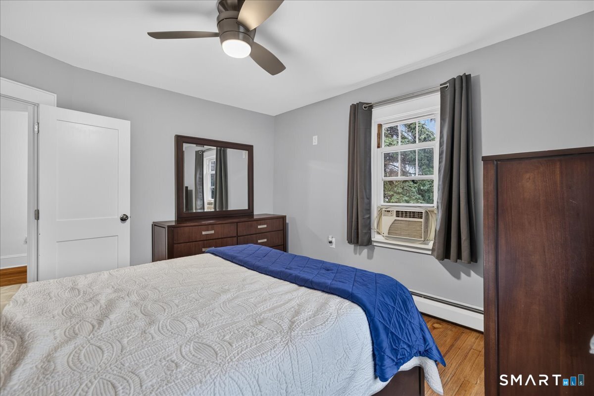 21 Hobson Avenue Milford CT 06460